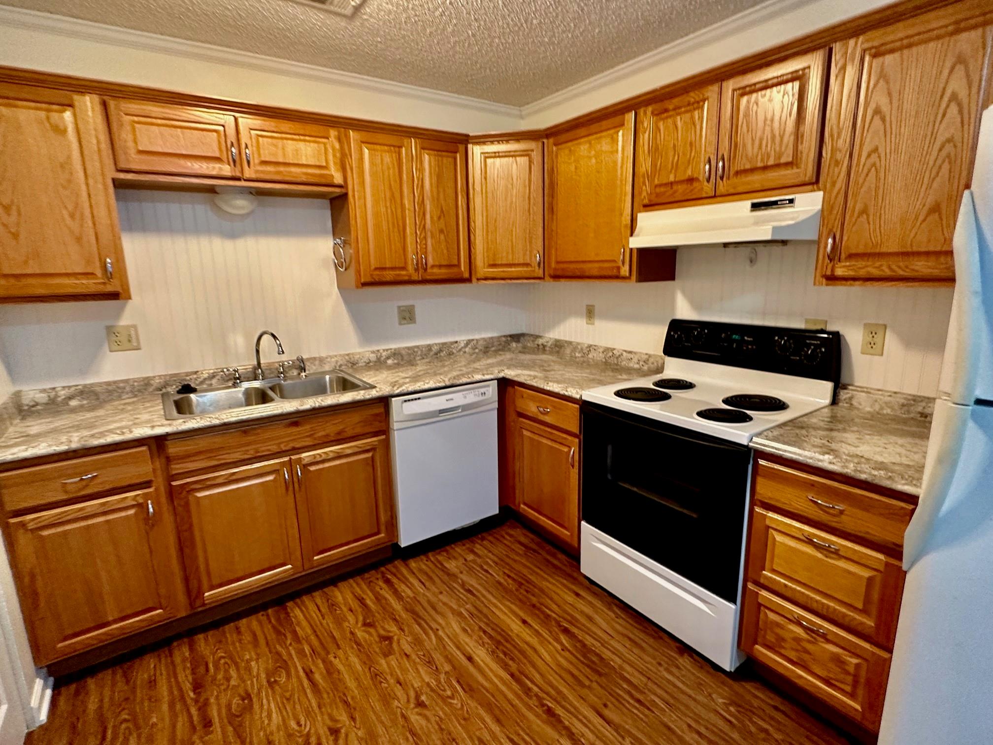 102 Lady Bird Ln # C, San Marcos, TX 78666