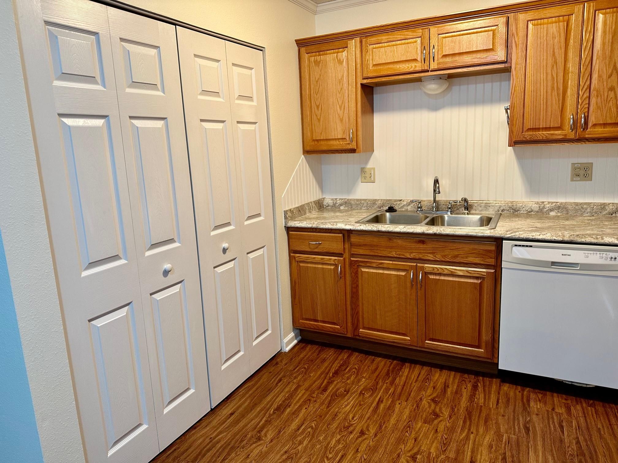 102 Lady Bird Ln # C, San Marcos, TX 78666