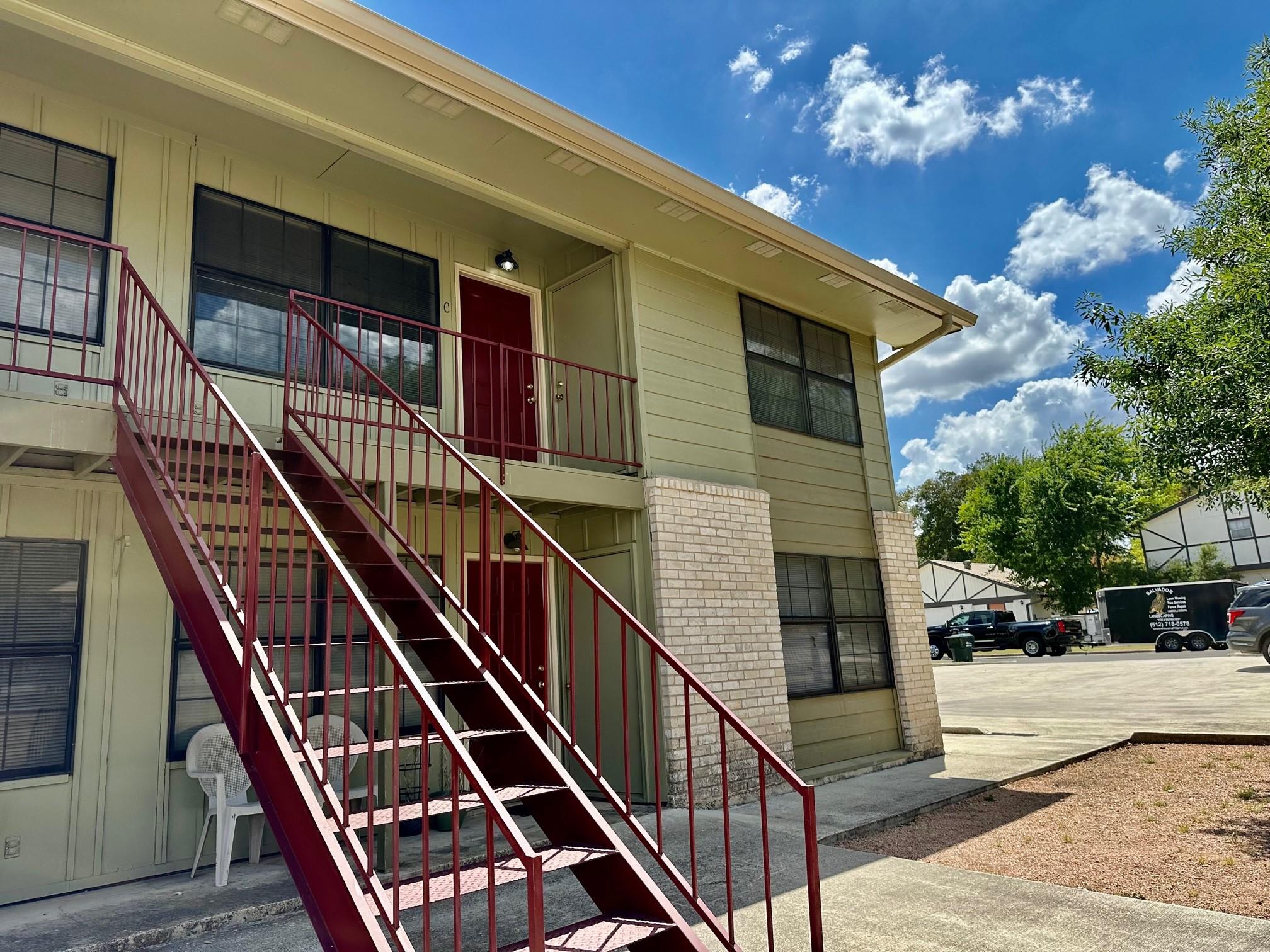 102 Lady Bird Ln # C, San Marcos, TX 78666
