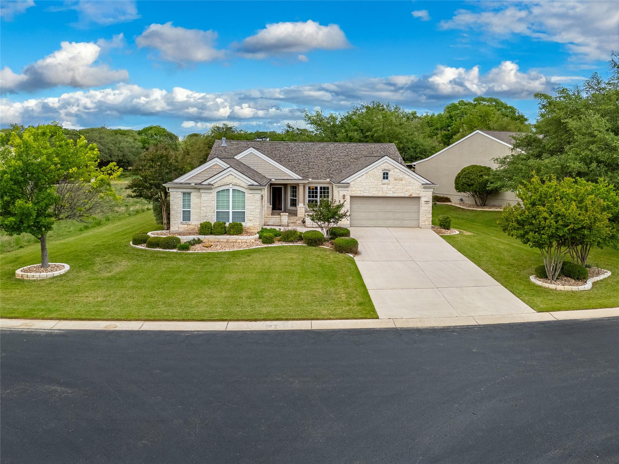 214 Summit St, Georgetown, TX 78633