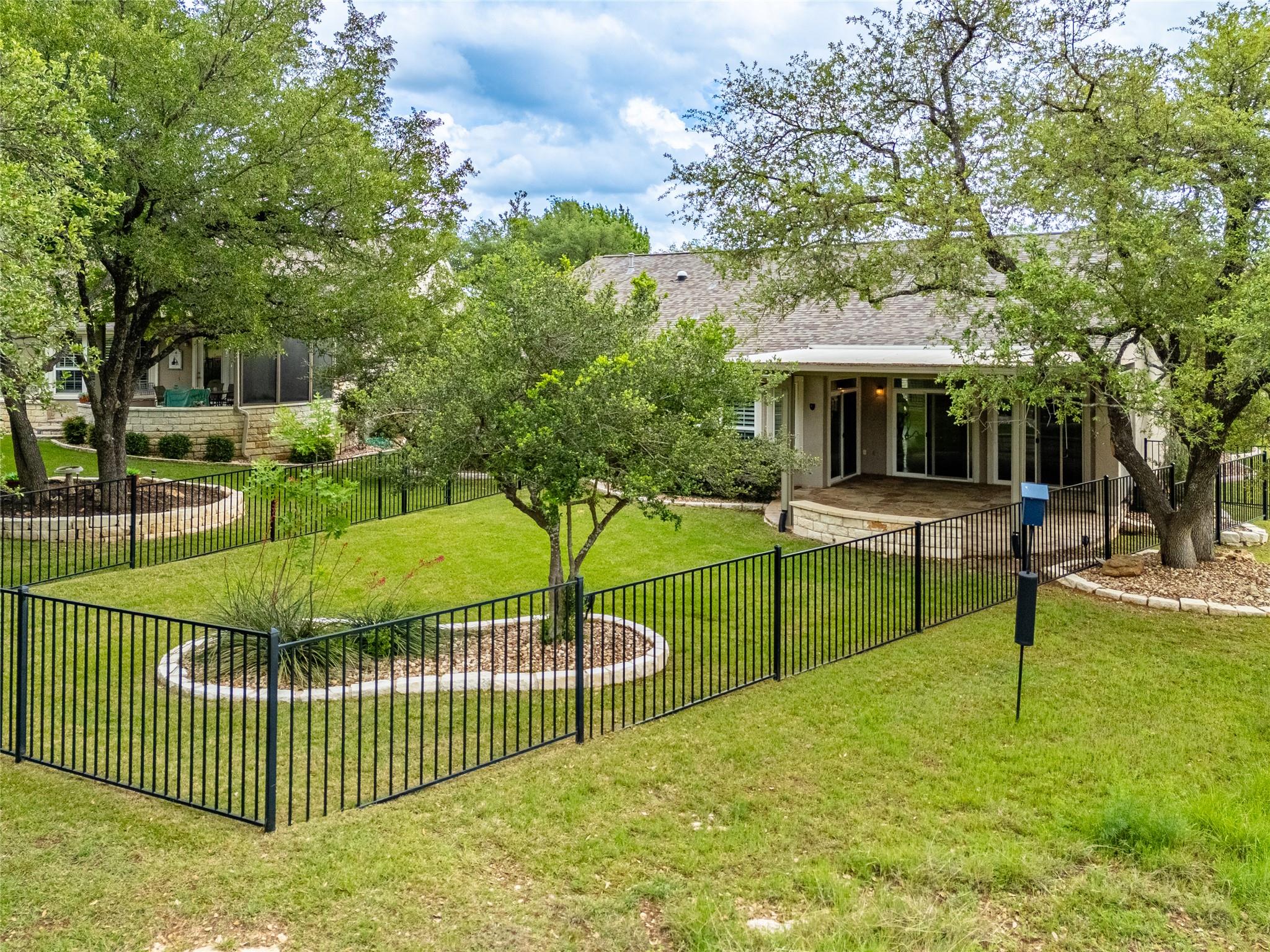 214 Summit St, Georgetown, TX 78633