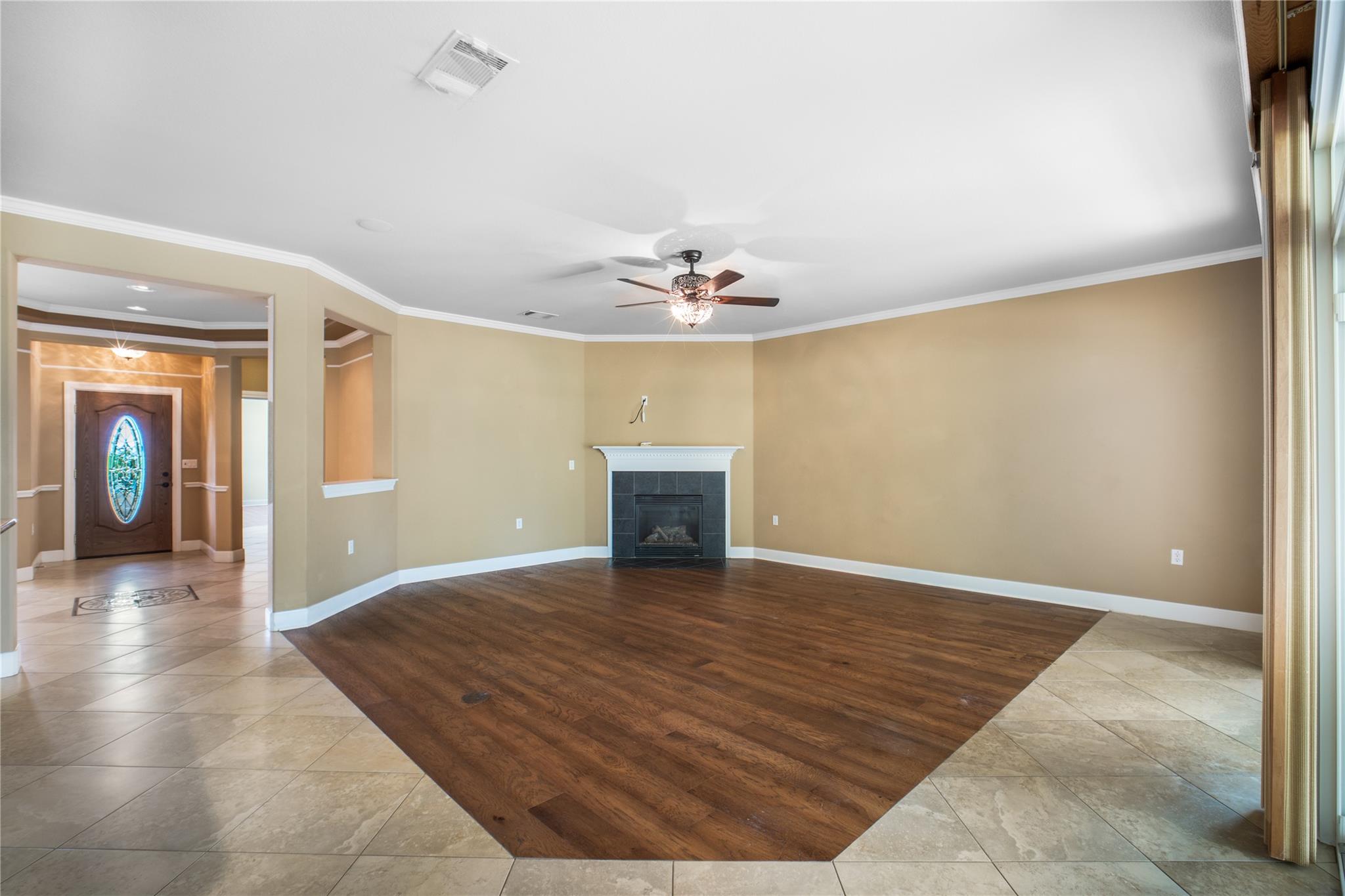 214 Summit St, Georgetown, TX 78633