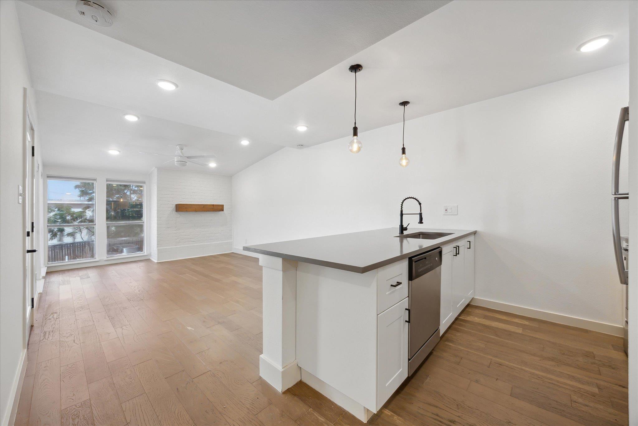 909 Reinli St # 231, Austin, TX 78751