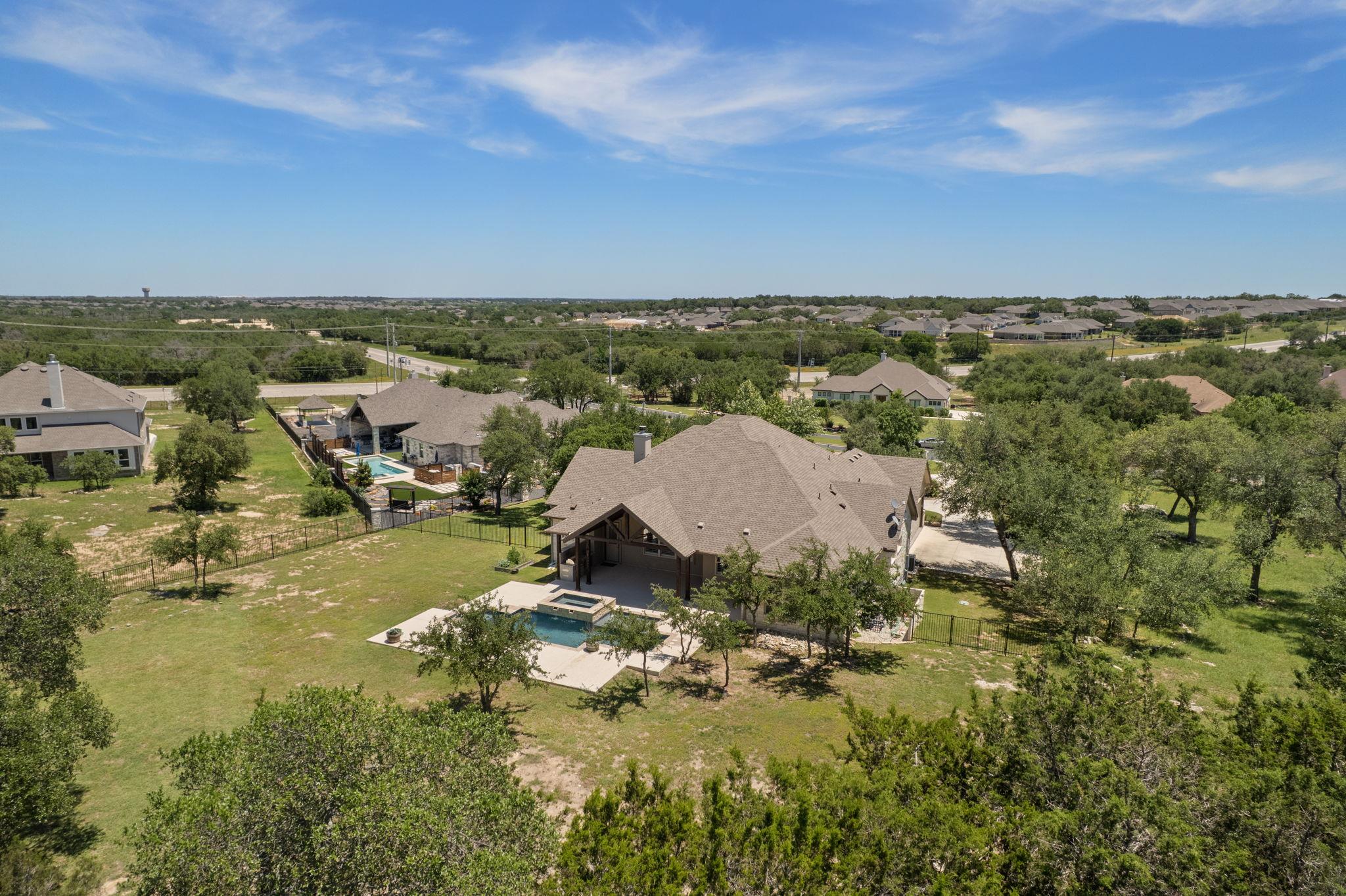 106 Gabriel Woods Dr, Georgetown, TX 78633