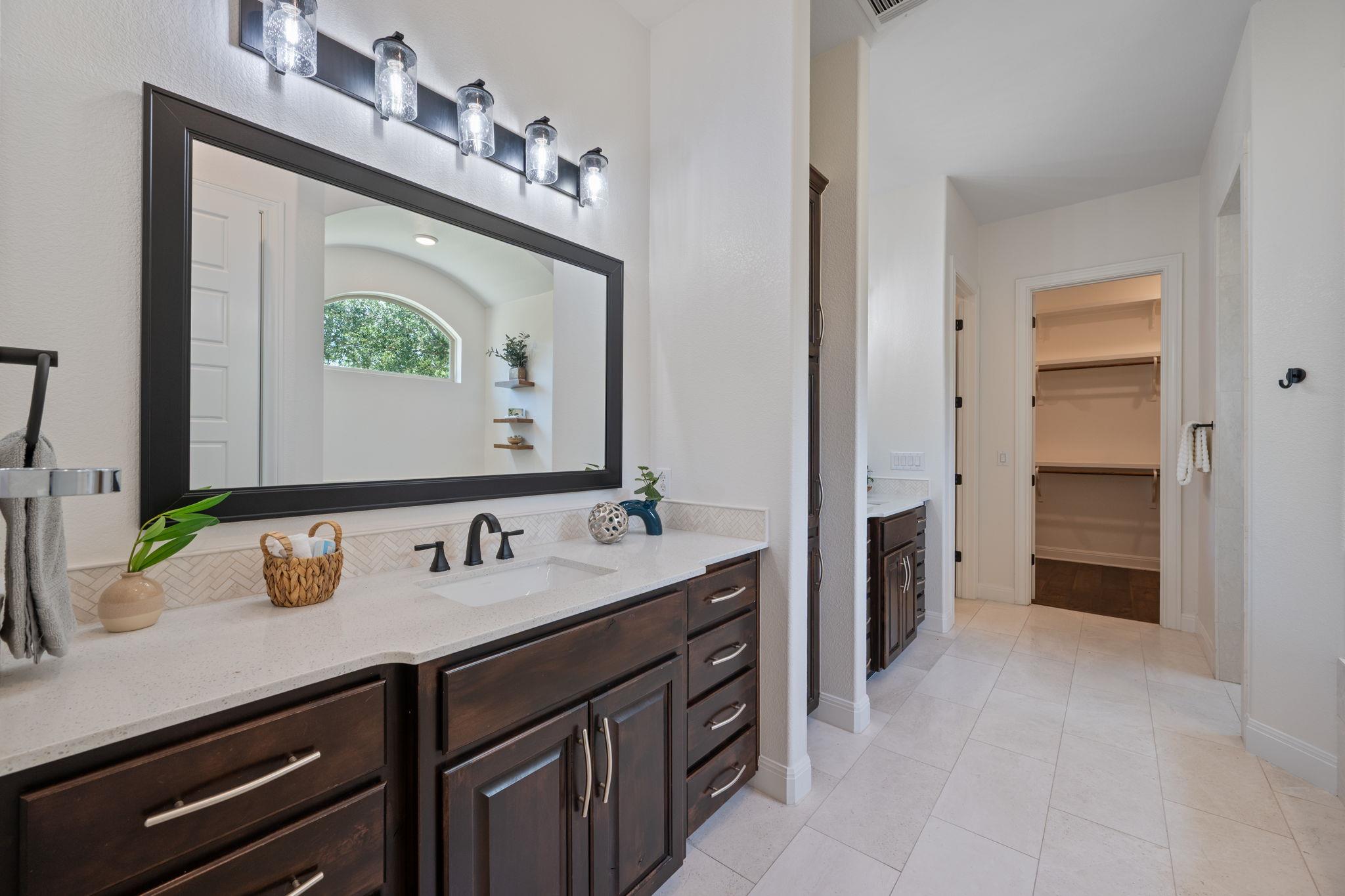 106 Gabriel Woods Dr, Georgetown, TX 78633