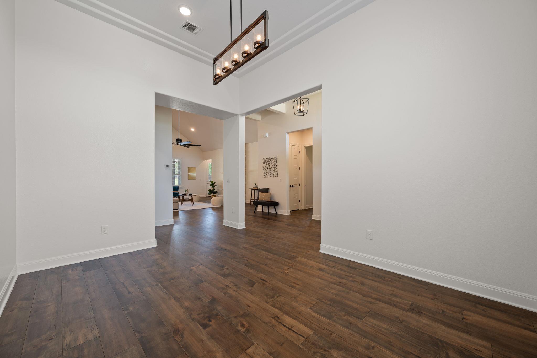 106 Gabriel Woods Dr, Georgetown, TX 78633