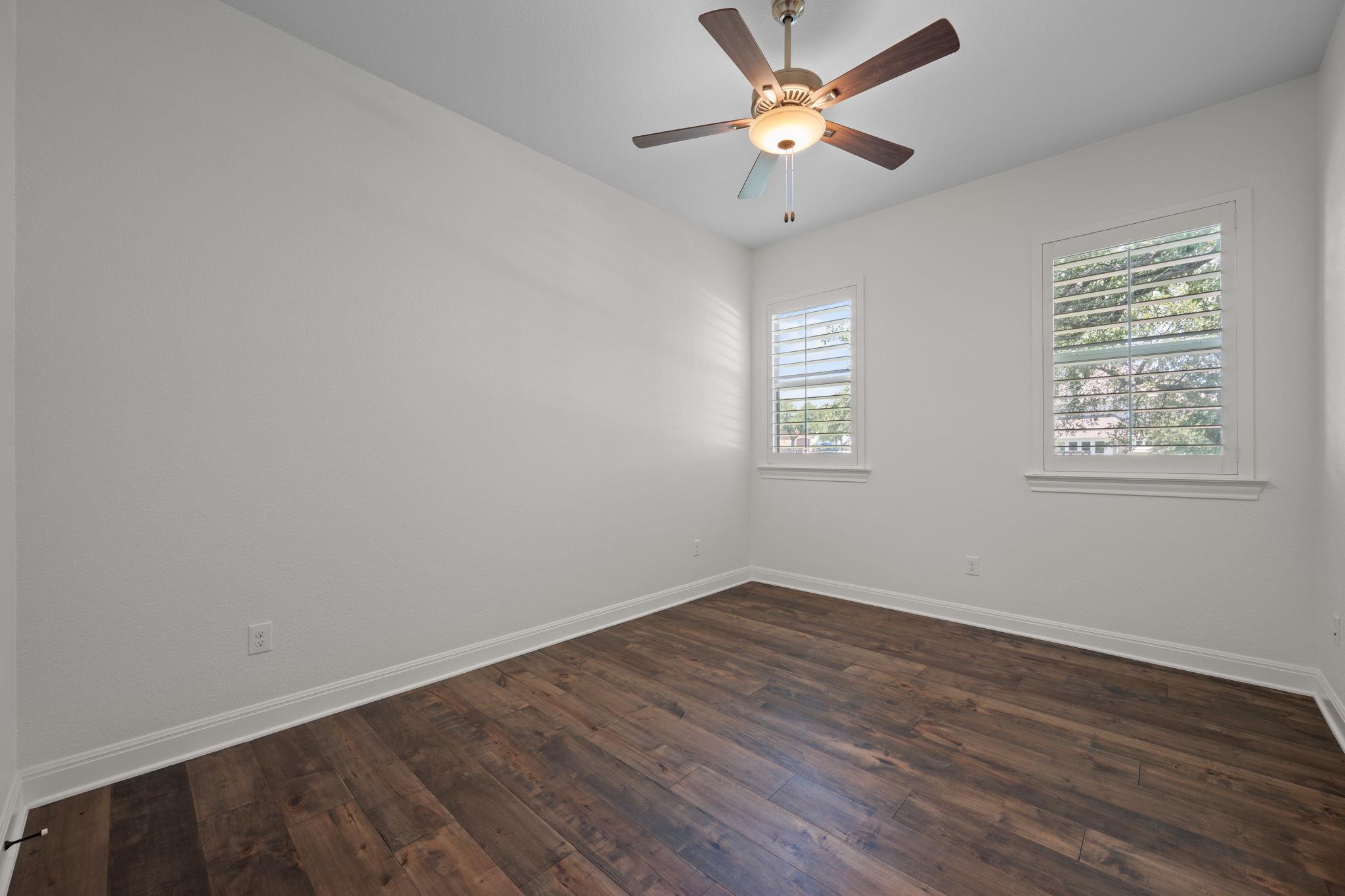 106 Gabriel Woods Dr, Georgetown, TX 78633
