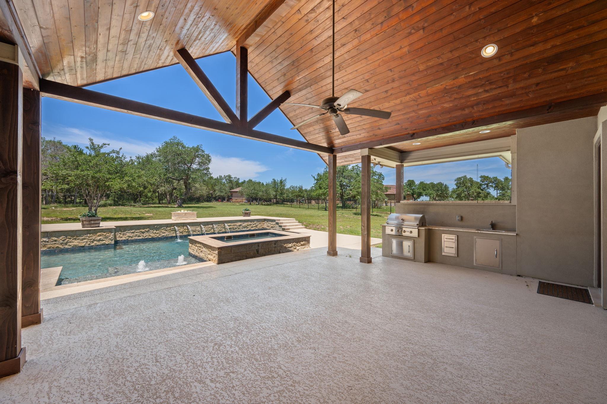 106 Gabriel Woods Dr, Georgetown, TX 78633