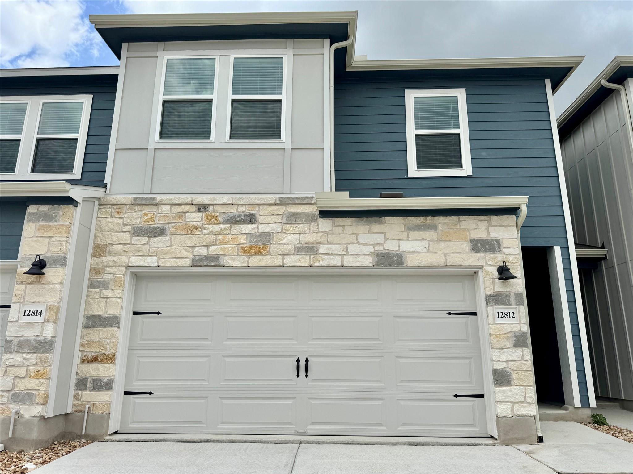 12812 Siena Village Ln, Buda, TX 78747