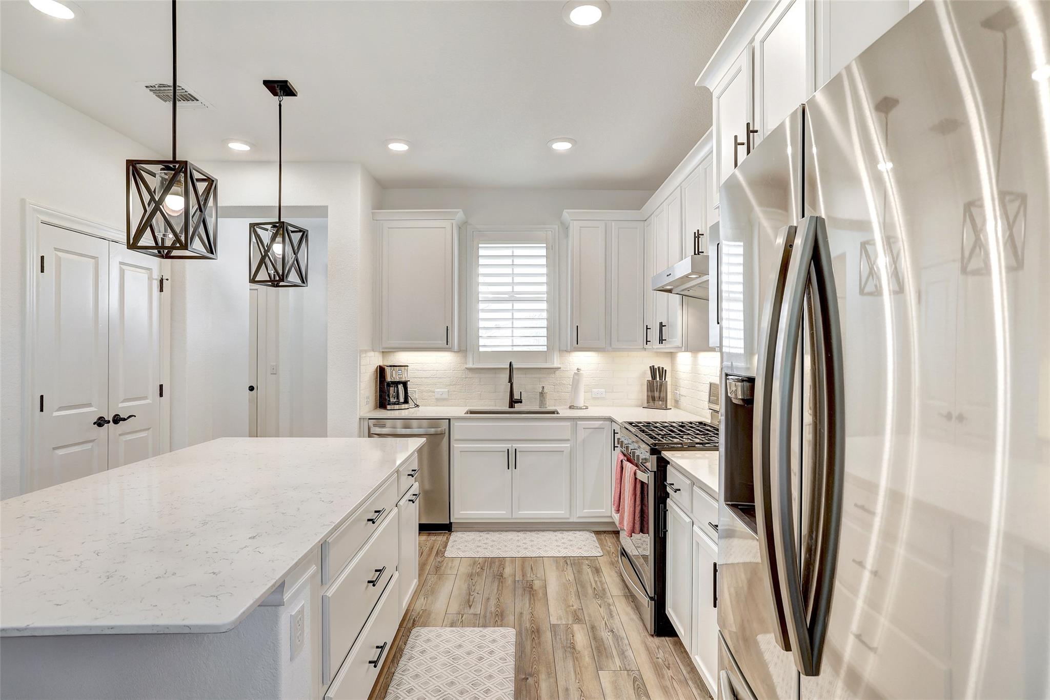 102 Bristol Cv, Georgetown, TX 78633