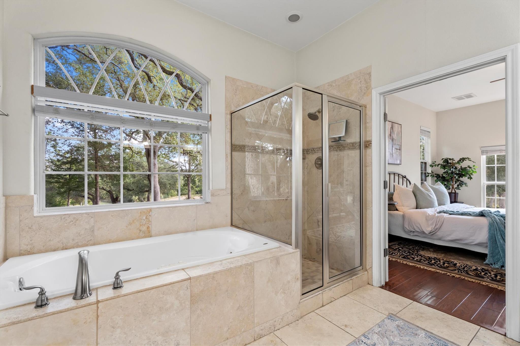 1016 High Hill Creek Rd, La Grange, TX 78945