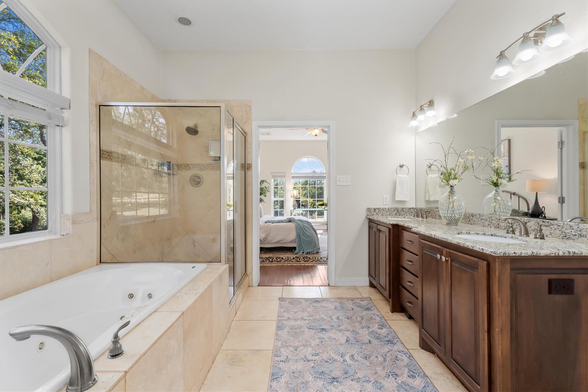 1016 High Hill Creek Rd, La Grange, TX 78945