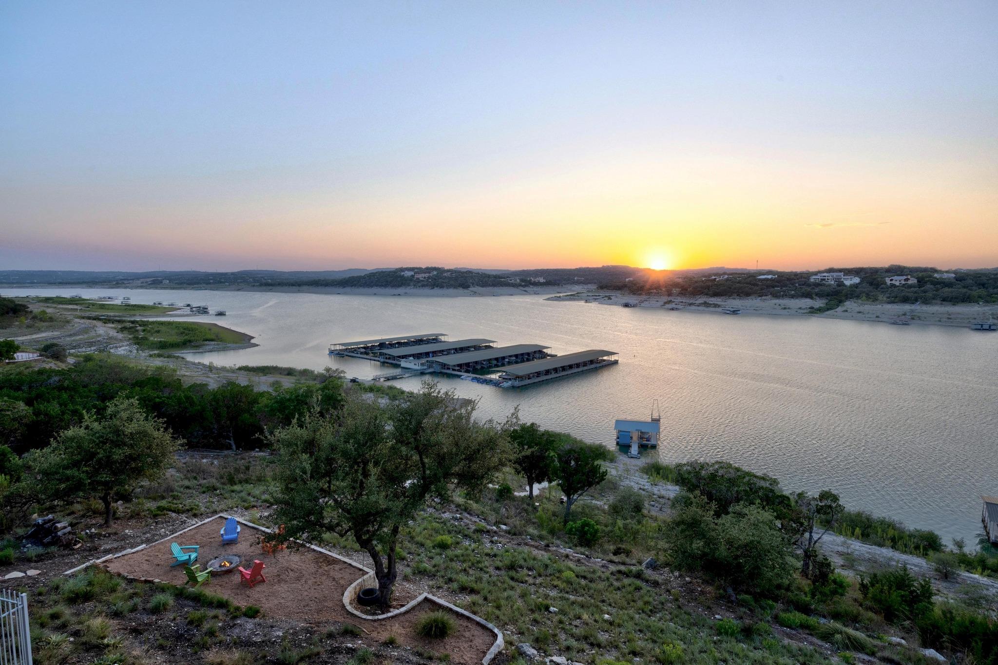 19000 Silver Maple Dr, Lago Vista, TX 78645