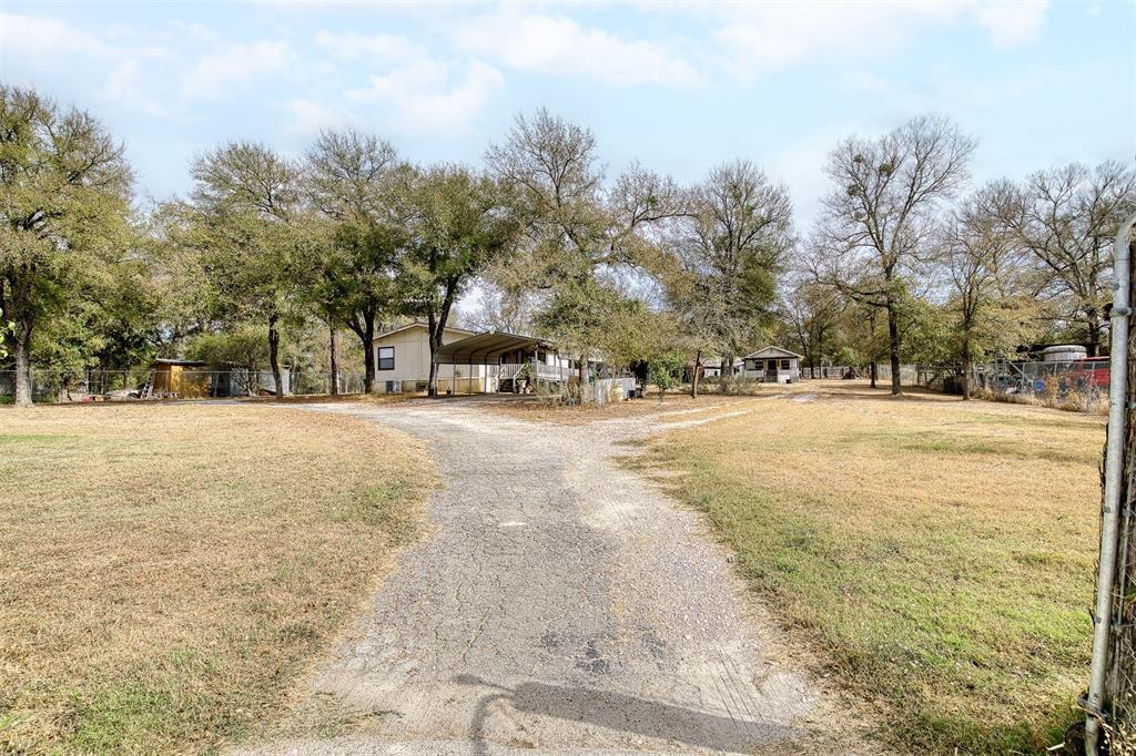 131 Fawn Ridge Rd, Cedar Creek, TX 78612