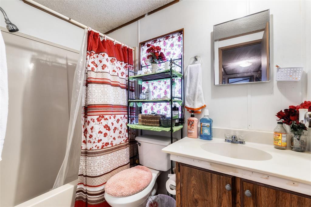 131 Fawn Ridge Rd, Cedar Creek, TX 78612