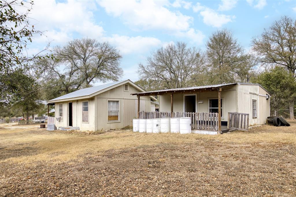 131 Fawn Ridge Rd, Cedar Creek, TX 78612