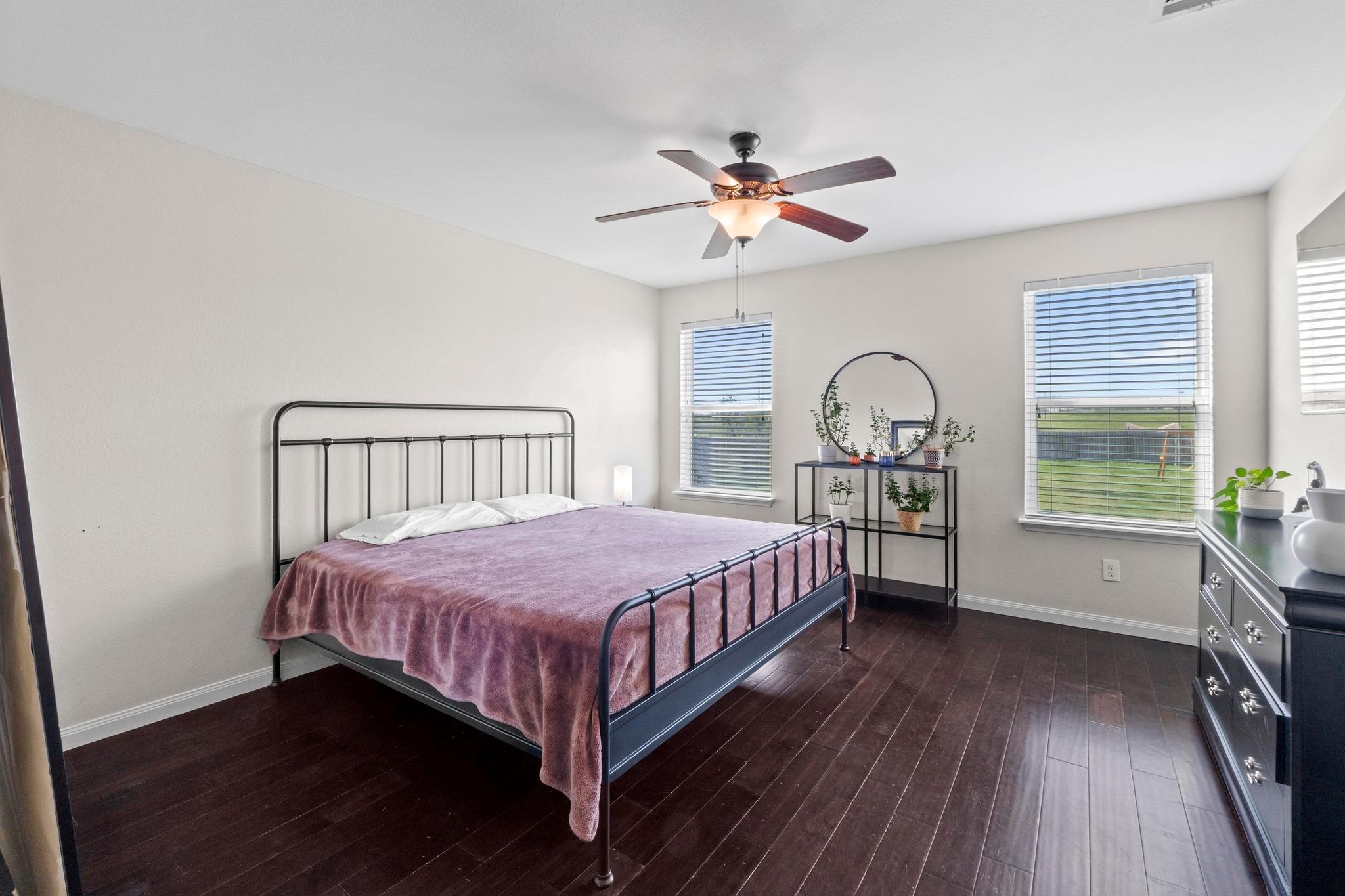 501 Cleary Ln, Jarrell, TX 76537