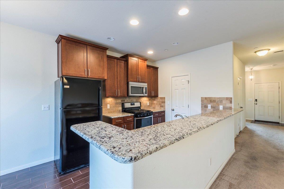 1701 S Bell Blvd # 402, Cedar Park, TX 78613
