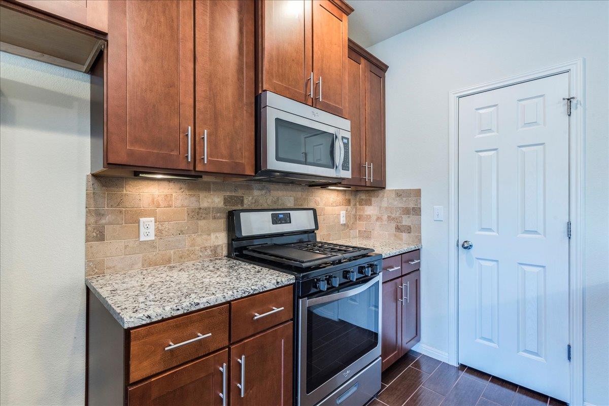 1701 S Bell Blvd # 402, Cedar Park, TX 78613