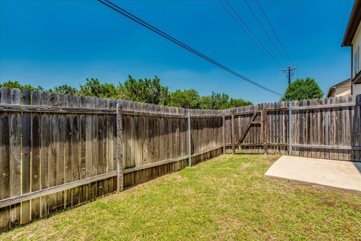 1701 S Bell Blvd # 402, Cedar Park, TX 78613