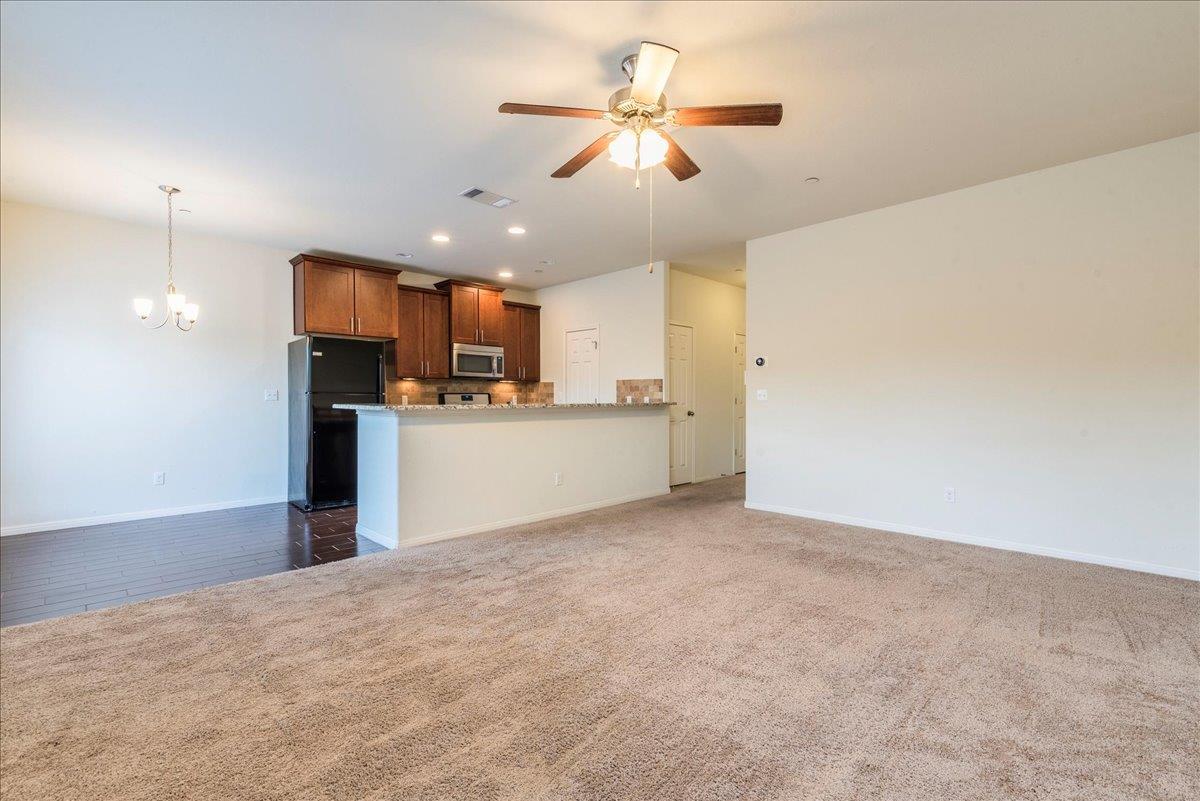1701 S Bell Blvd # 402, Cedar Park, TX 78613
