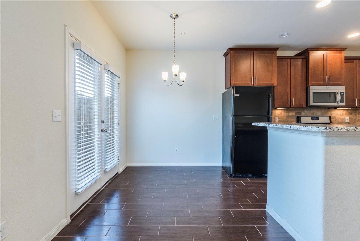 1701 S Bell Blvd # 402, Cedar Park, TX 78613
