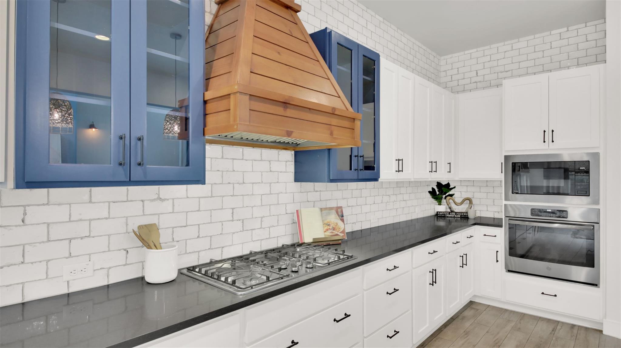 1506 Fox Sparrow Trl, Cedar Park, TX 78613