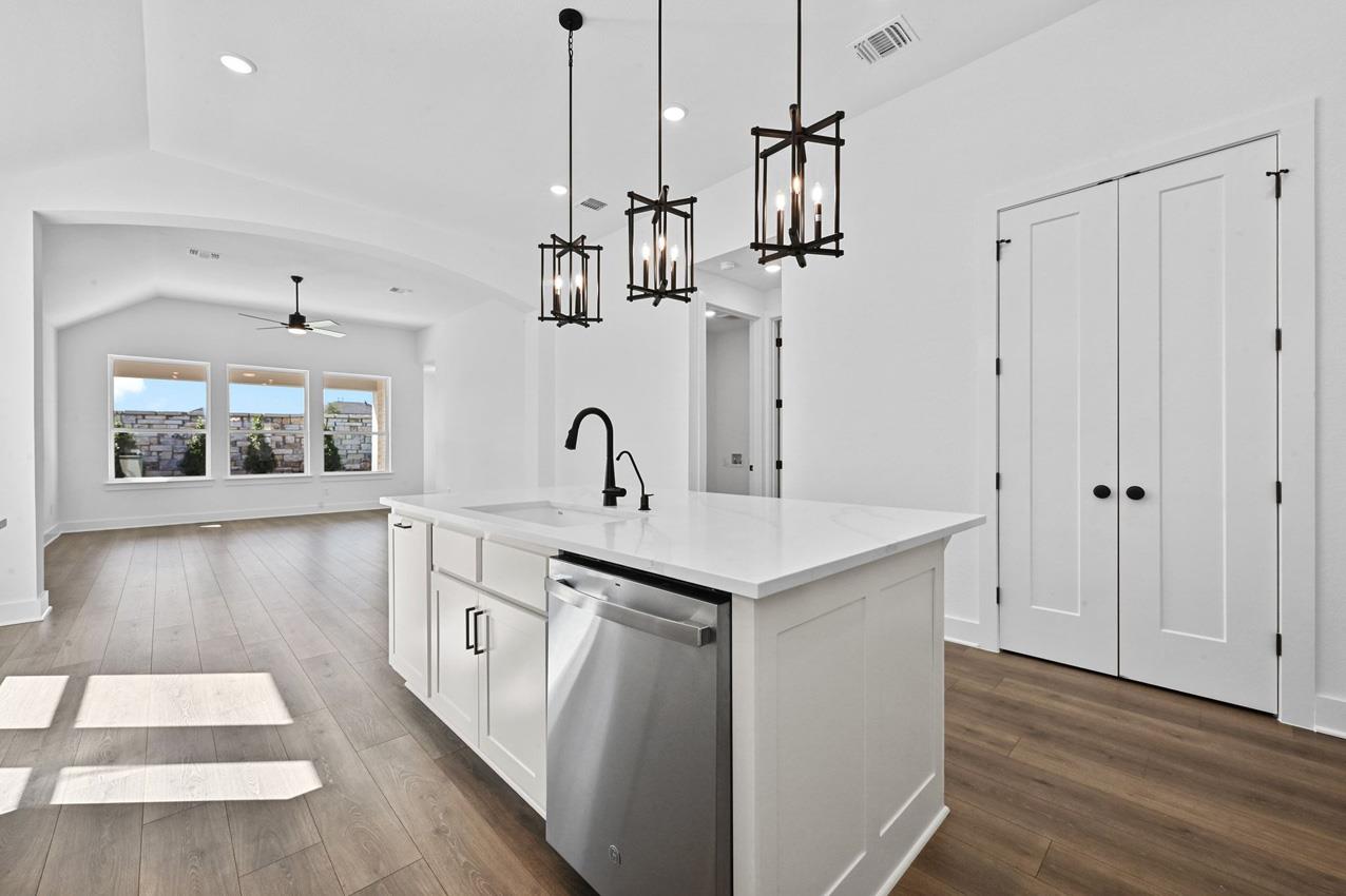 153 High Rock Pass, Kyle, TX 78640