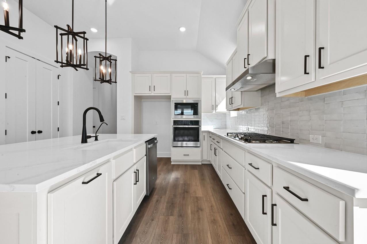 153 High Rock Pass, Kyle, TX 78640