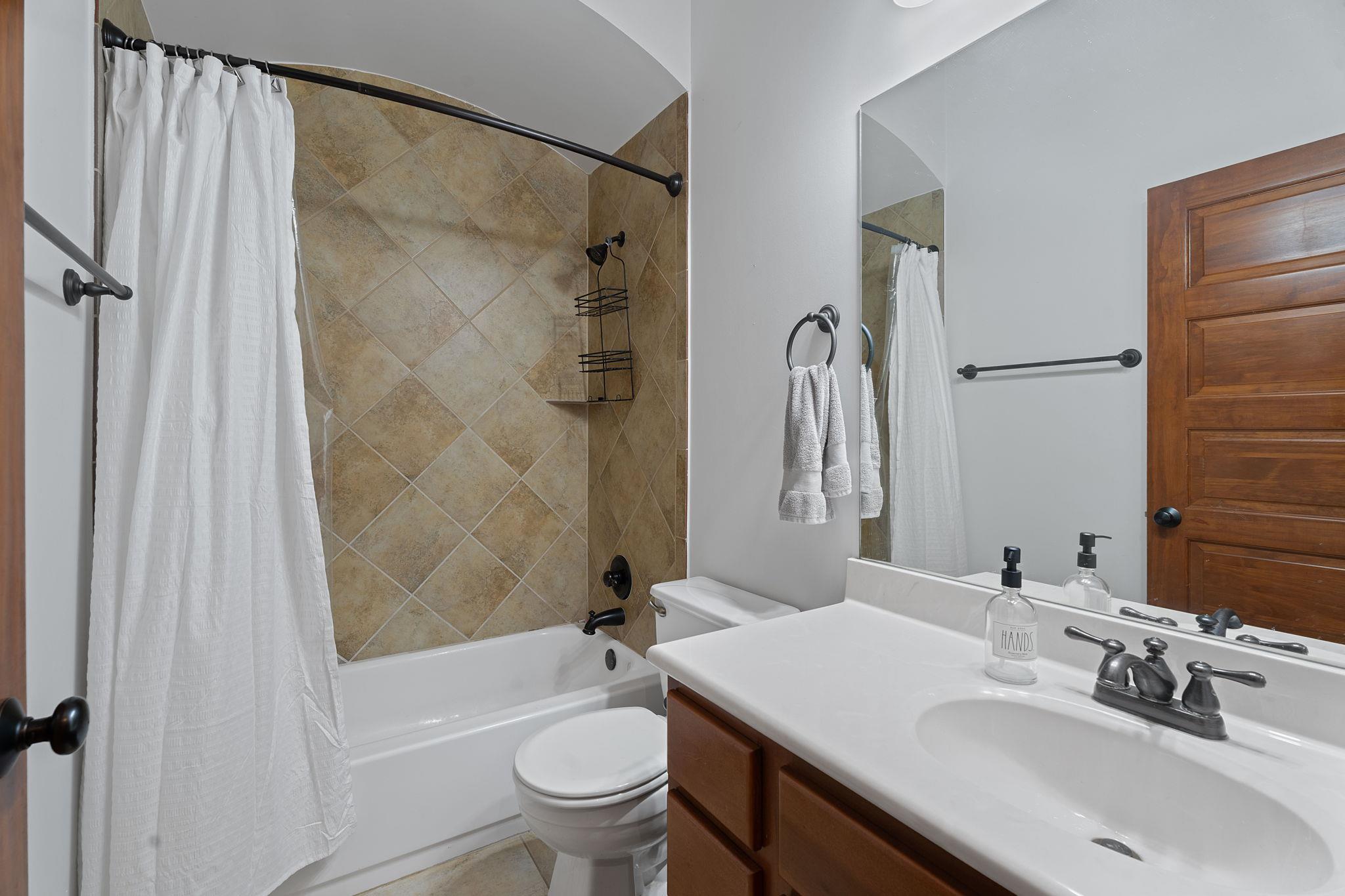 11036 Cherisse Dr, Austin, TX 78739