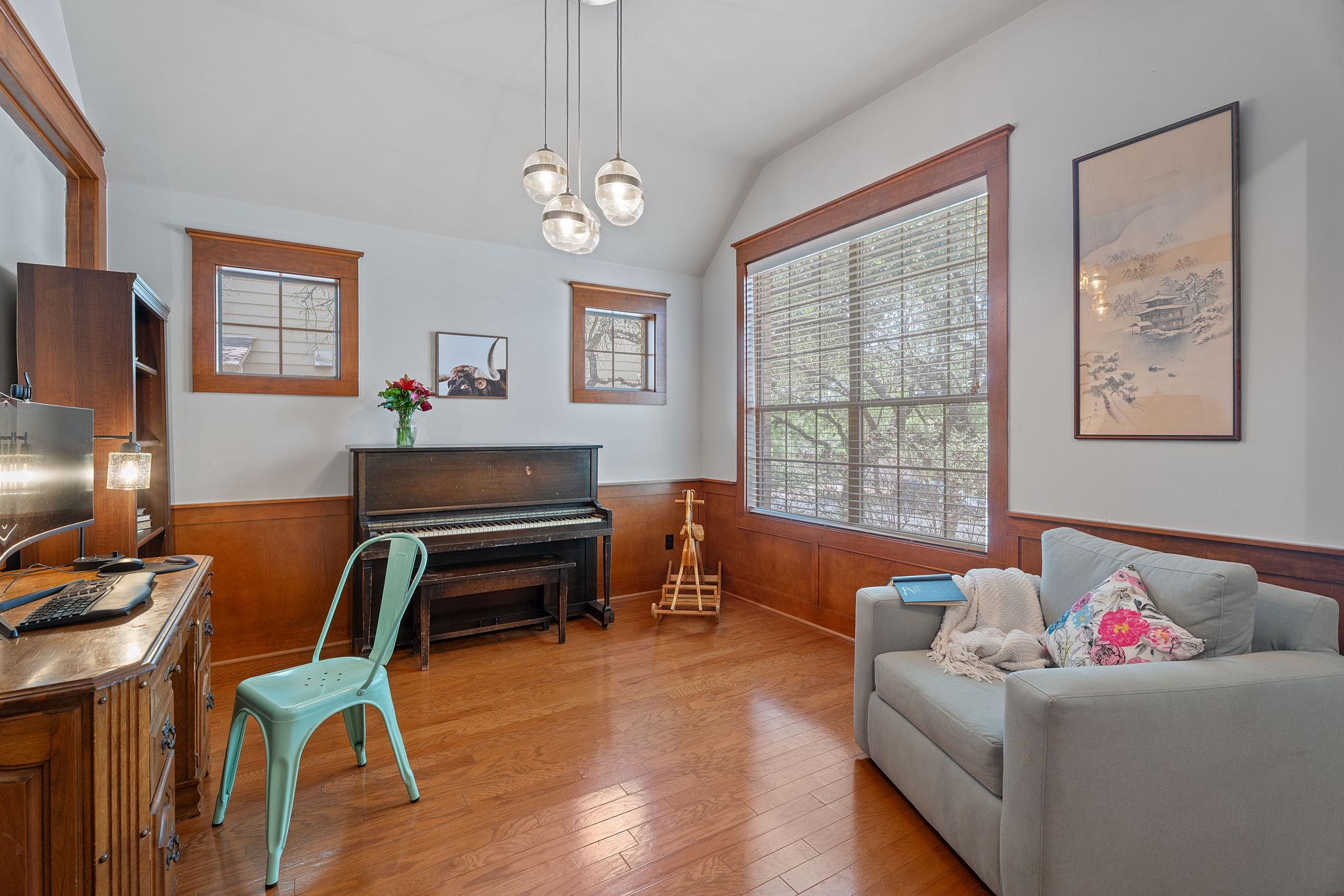 11036 Cherisse Dr, Austin, TX 78739