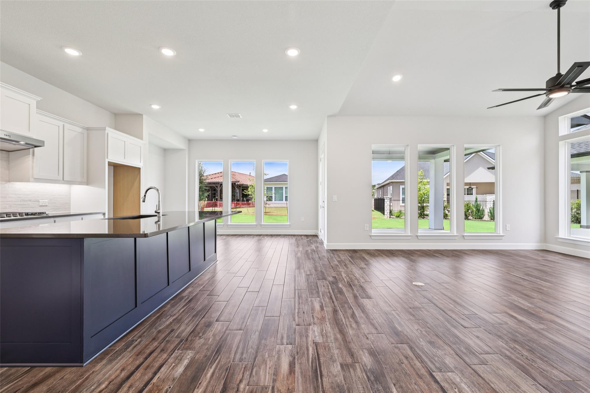 329 Sweeping Sage Ln, San Marcos, TX 78666