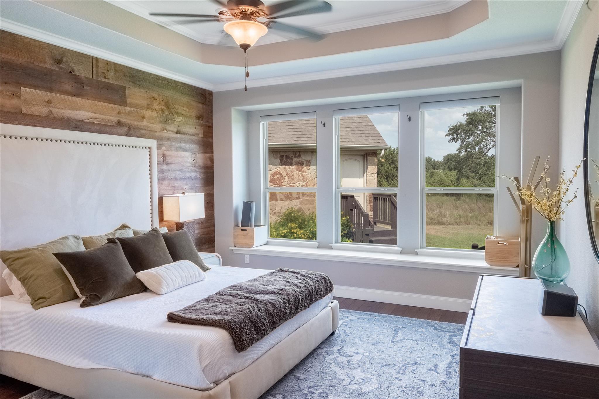 655 Sad Willow Pass, Driftwood, TX 78619