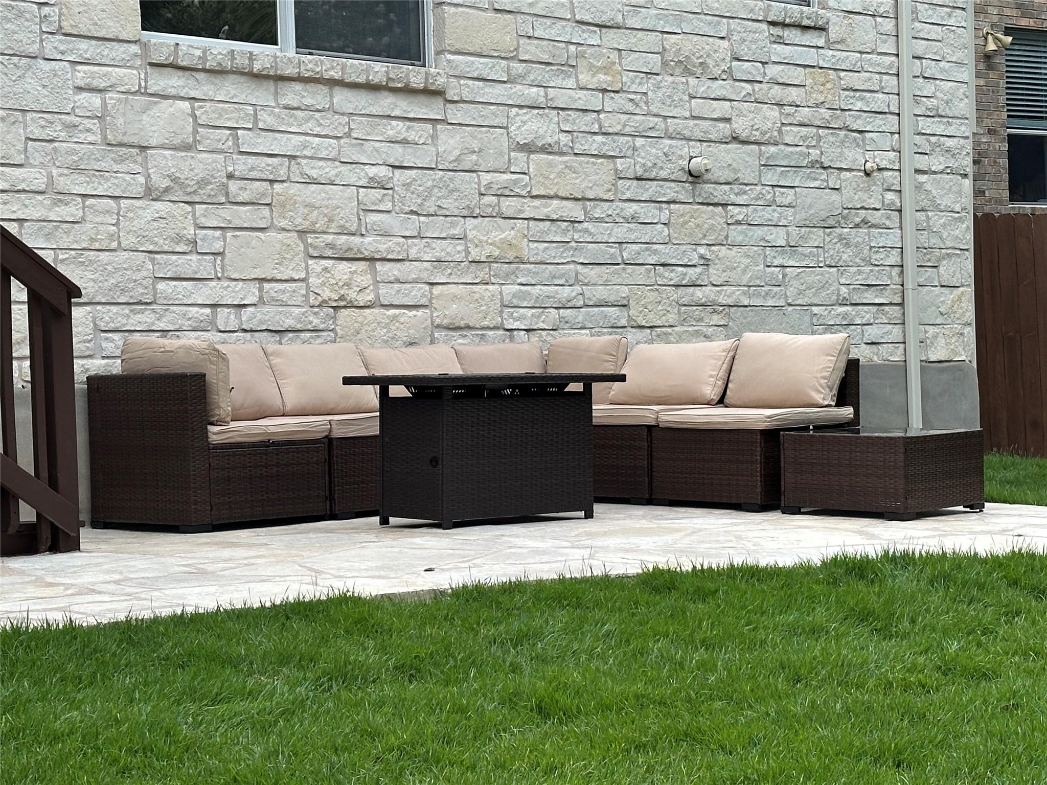 13105 Appaloosa Chase Dr, Austin, TX 78732