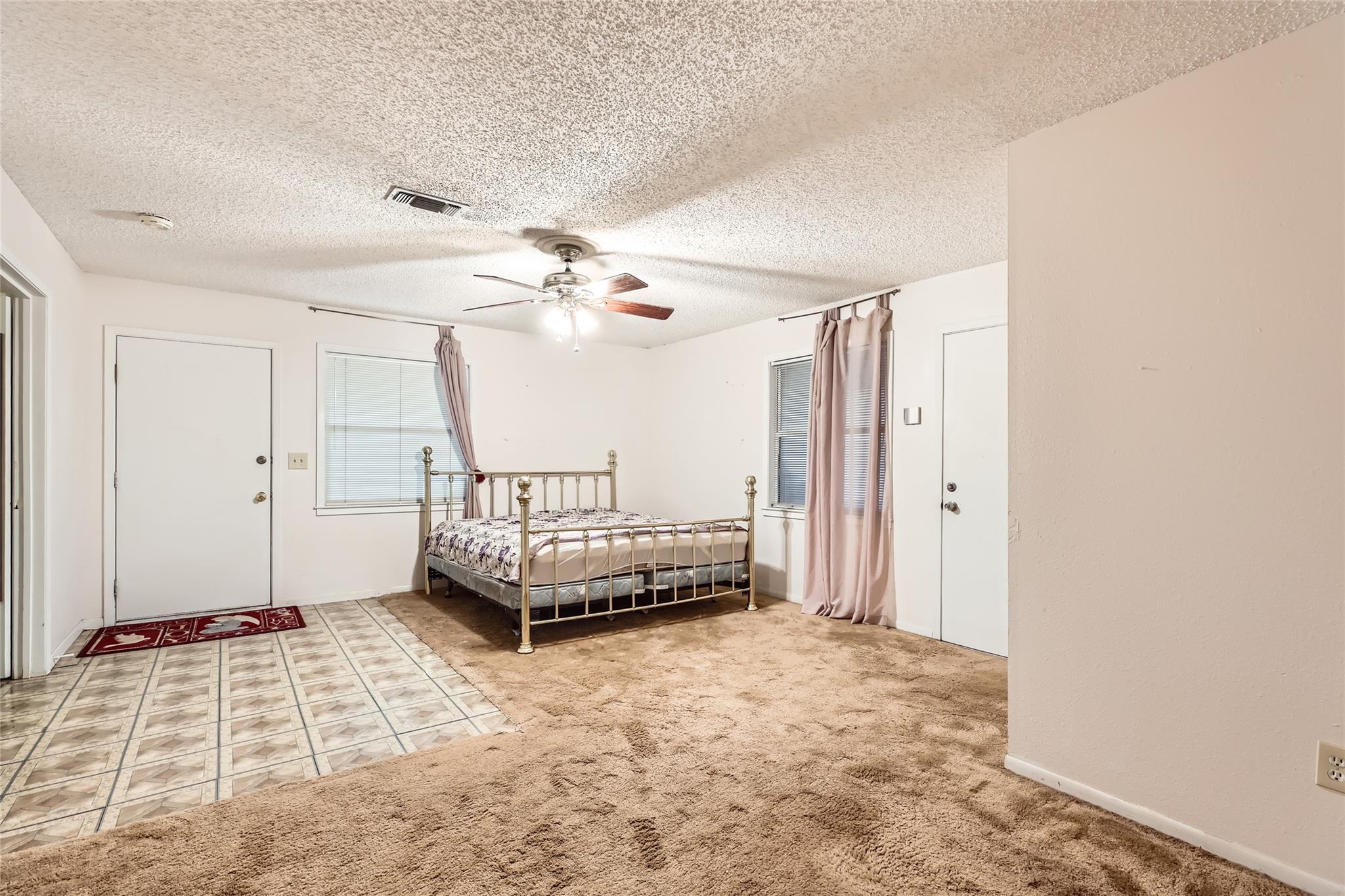 773 Lookout Dr, Canyon Lake, TX 78133