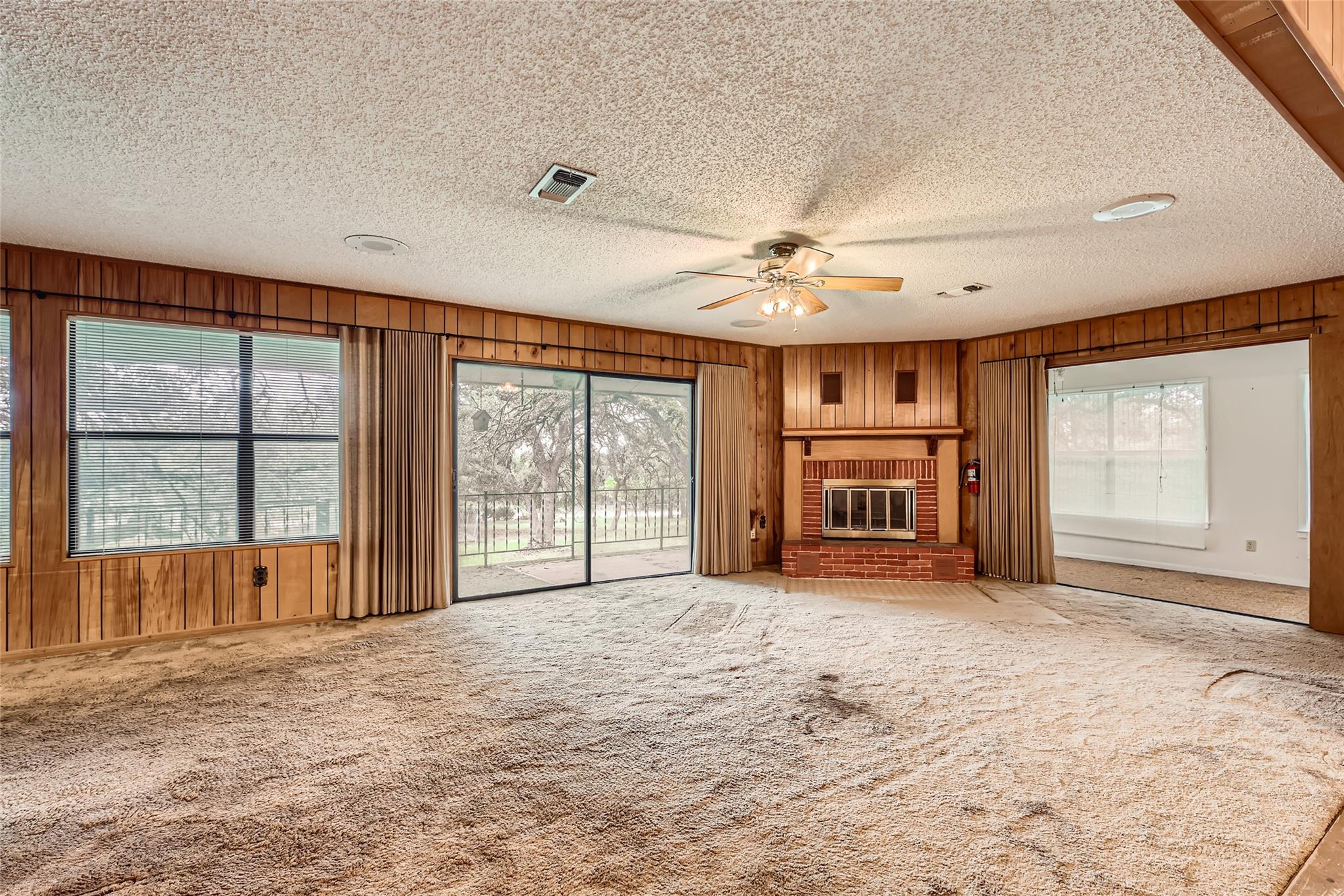 773 Lookout Dr, Canyon Lake, TX 78133