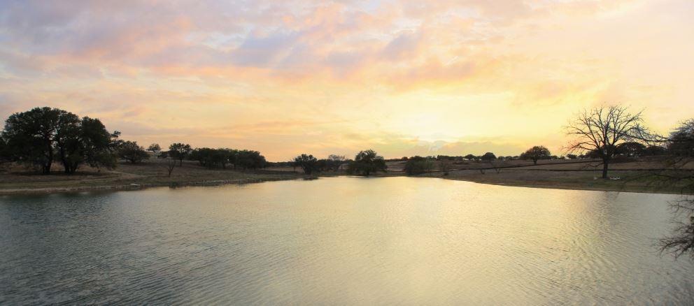 205 Clancy Dr, Liberty Hill, TX 78642