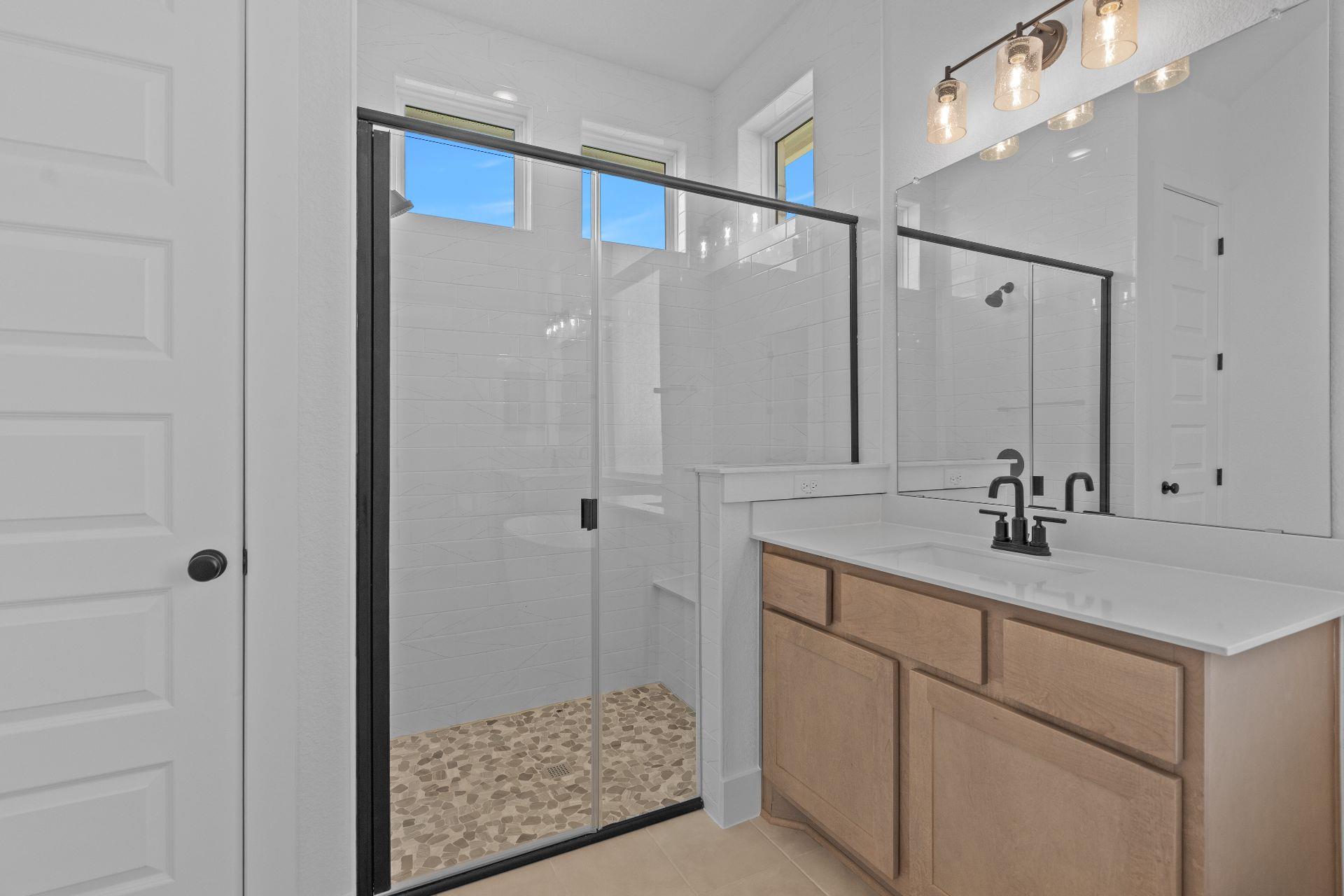 205 Clancy Dr, Liberty Hill, TX 78642