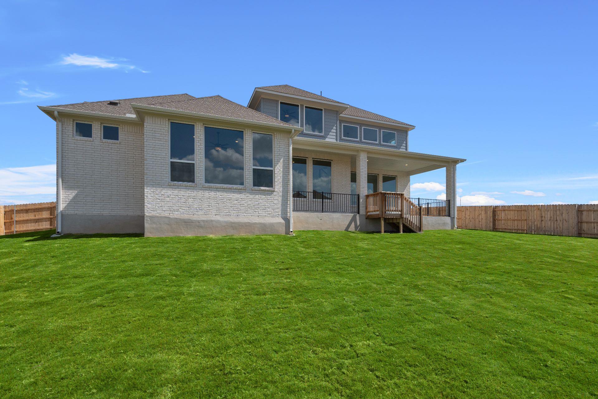 205 Clancy Dr, Liberty Hill, TX 78642