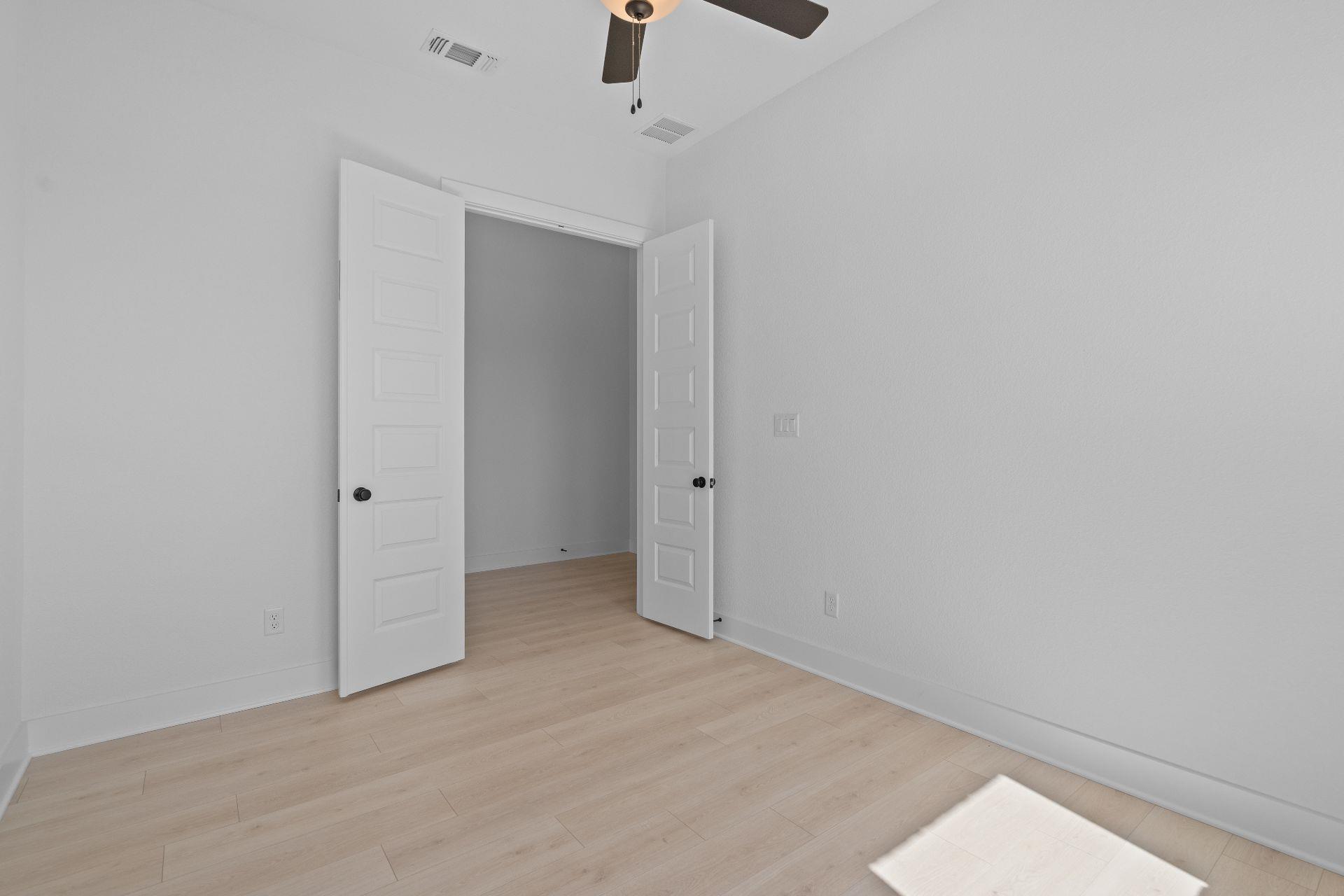 205 Clancy Dr, Liberty Hill, TX 78642