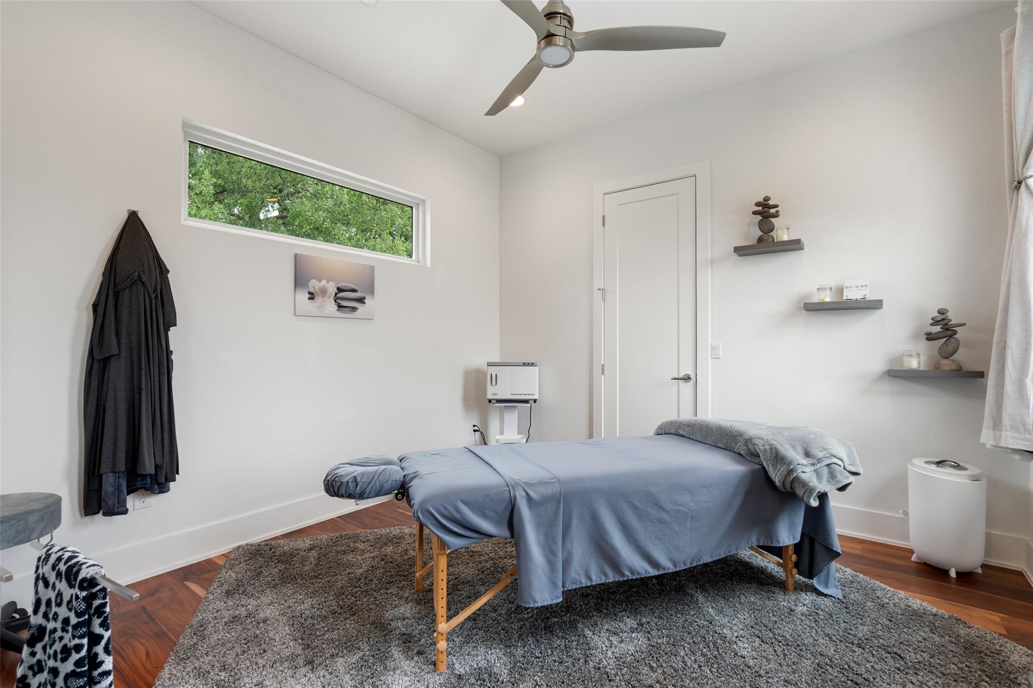 908 Cypress Grove Dr, Austin, TX 78732