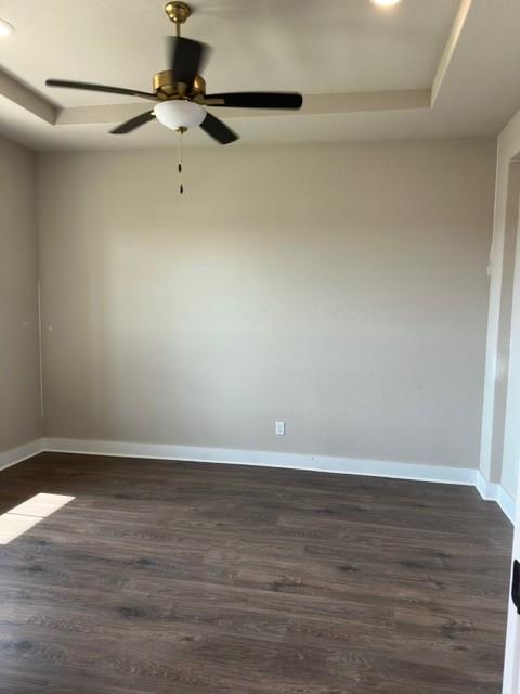 812 S Hemingway Loop, Liberty Hill, TX 78642