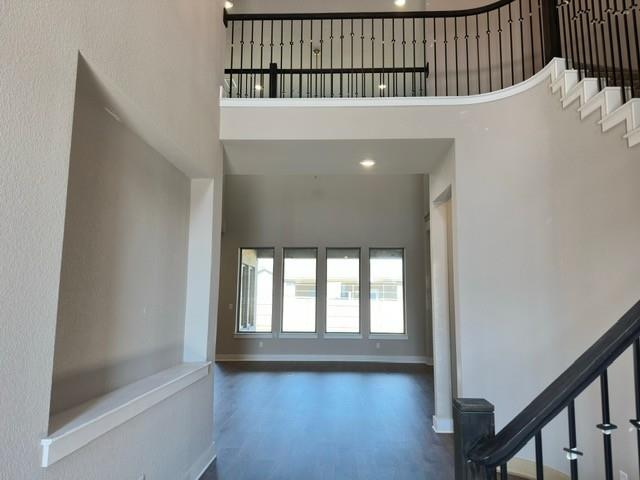 812 S Hemingway Loop, Liberty Hill, TX 78642