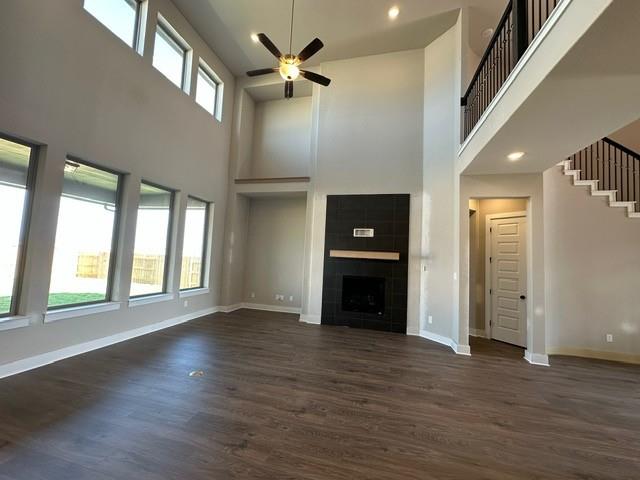 812 S Hemingway Loop, Liberty Hill, TX 78642