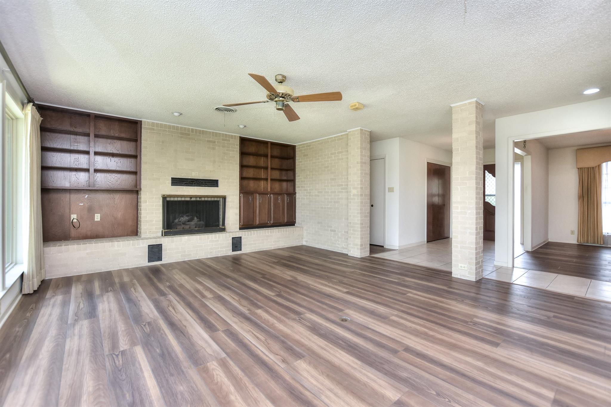 1715 Dawn Dr, Georgetown, TX 78628