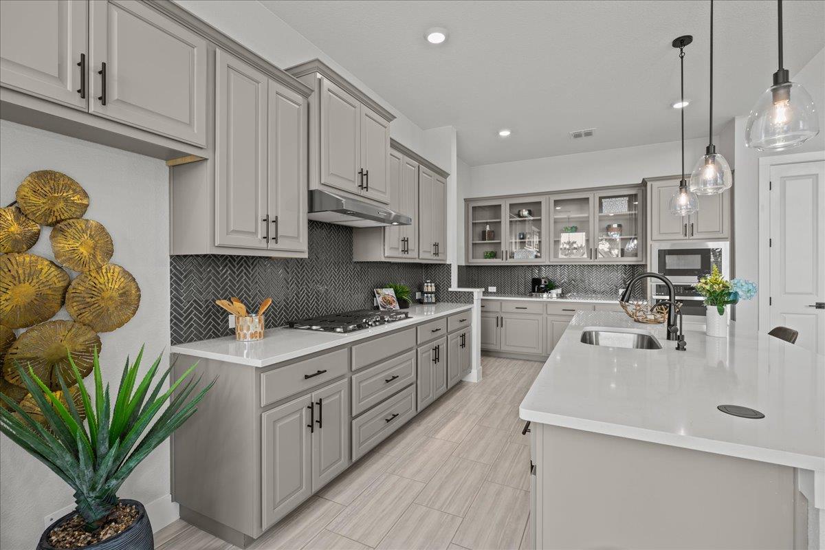 163 Lily Pad Lane, Kyle, TX 78640