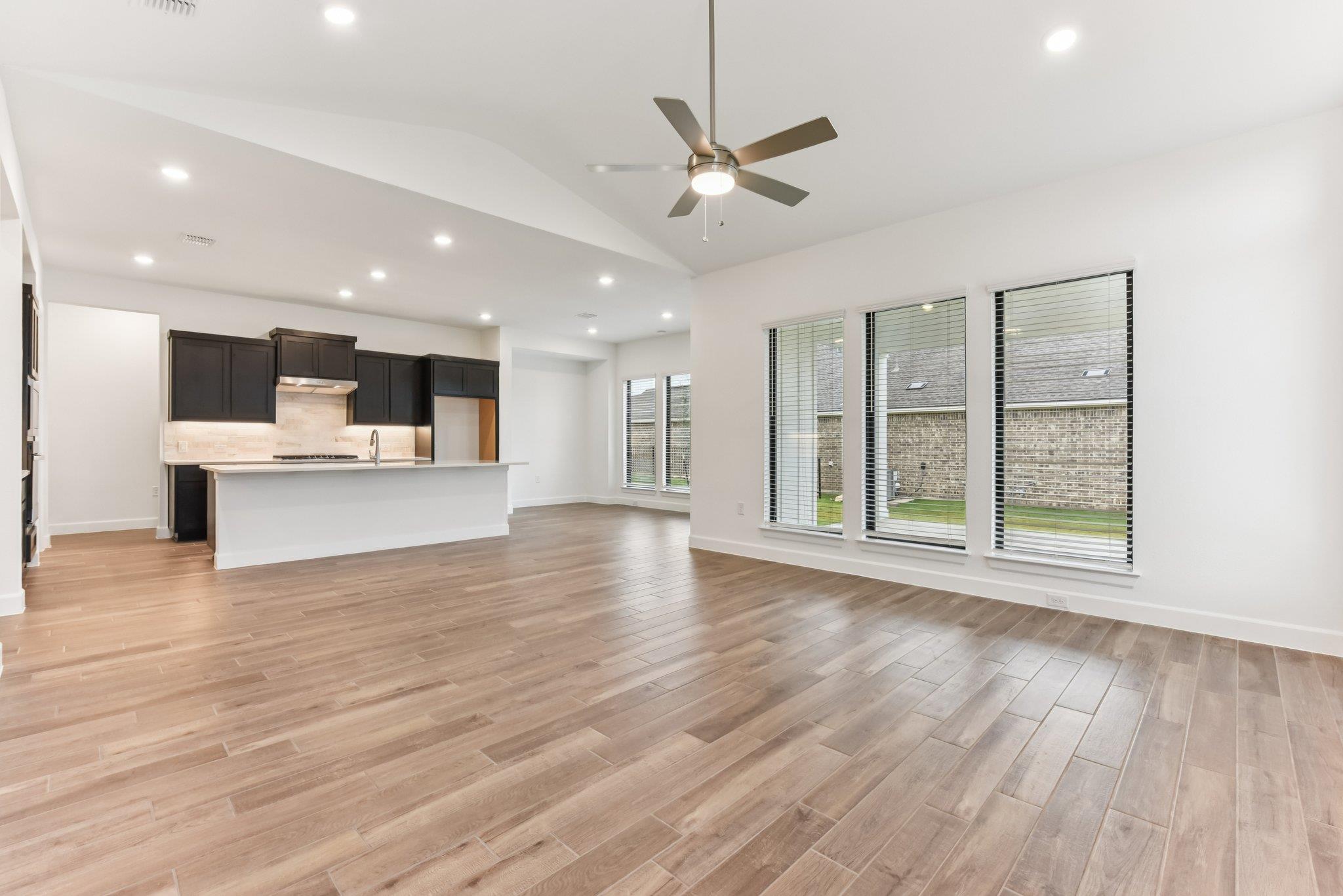 104 Olive Blossom Trl, San Marcos, TX 78666