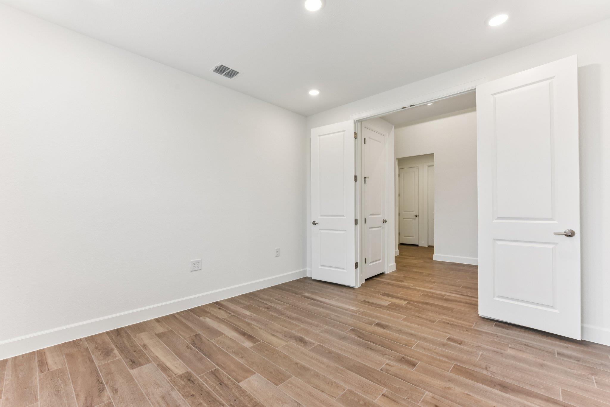 104 Olive Blossom Trl, San Marcos, TX 78666