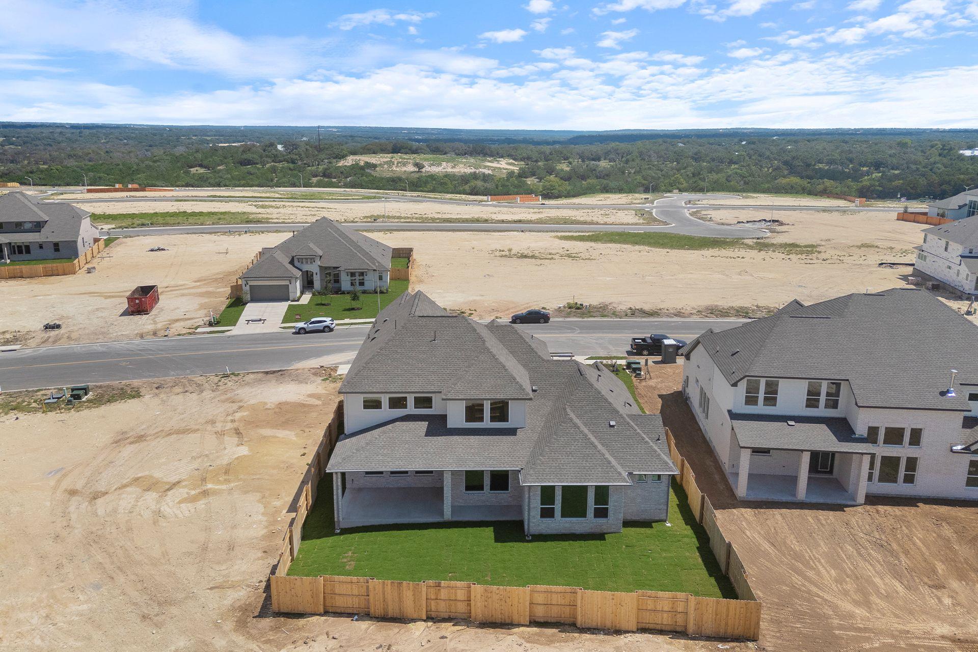 820 S Hemingway Loop, Liberty Hill, TX 78642