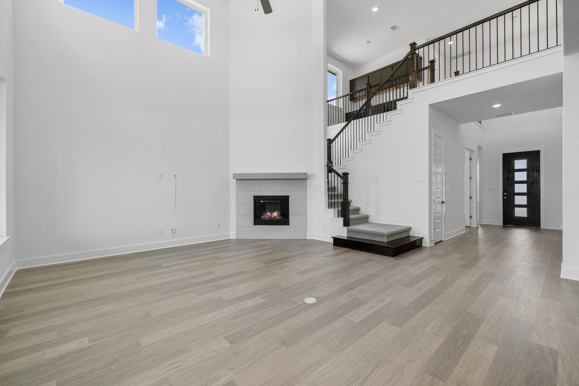 820 S Hemingway Loop, Liberty Hill, TX 78642